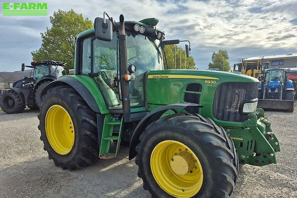 John Deere 6930 Premium Tractor €37,500