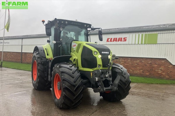 Claas Axion 850 Tractor
