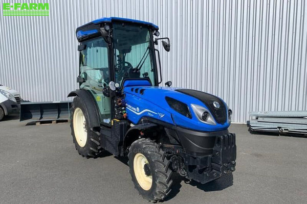 New Holland T4.90 V Tractor €45,000