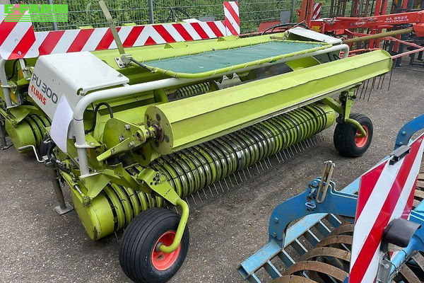 Claas Pick Up 300 Header €6,800