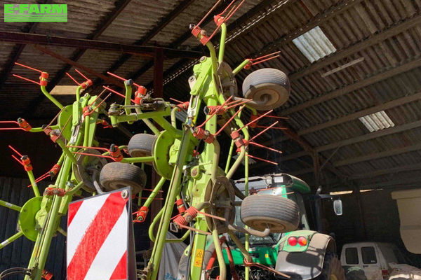 Claas Volto 900 T Tedder €11,200
