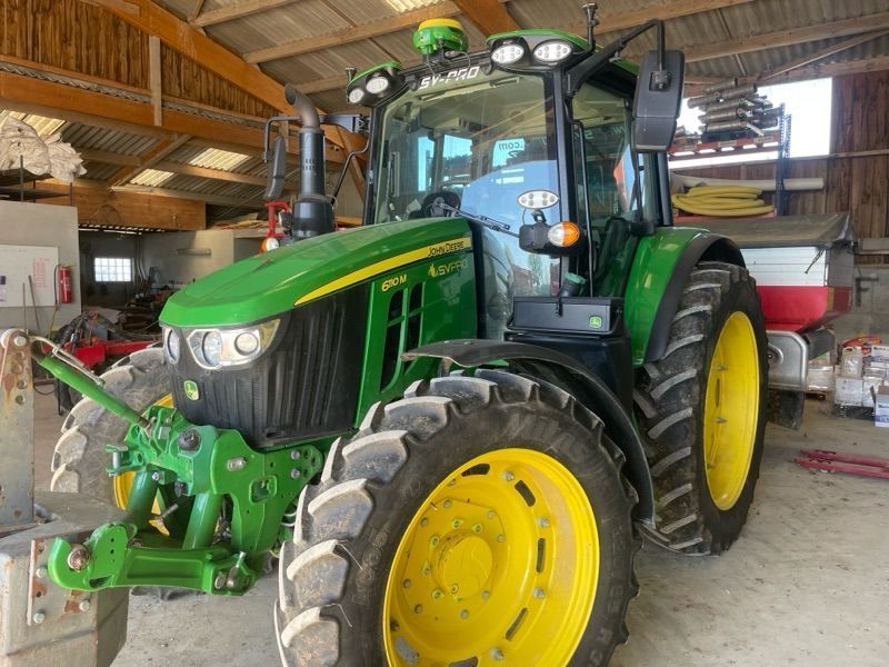 John Deere 6110 M Tractor €88,000