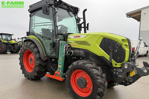 Claas Nexos 240 Tractor €81,000
