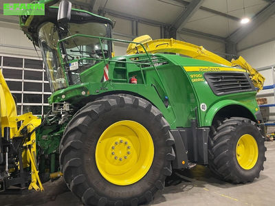 E-FARM: John Deere 9700 - Selvkørende grønthøster - id QBLRJLG - 252.500 € - Produktionsår: 2019 - Motortimer: 1.320,Motoreffekt (HP): 770,Tyskland