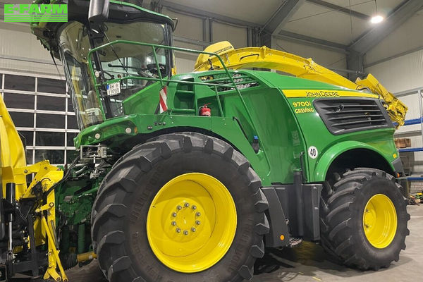John Deere 9700 Selvkørende grønthøster 252.500 €