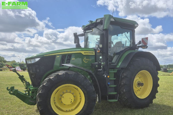 John Deere 7R 310 Tractor €160,000