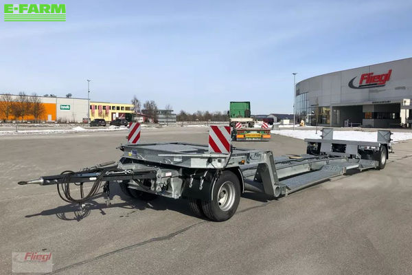 Fliegl zts 200 Trailer €58,739