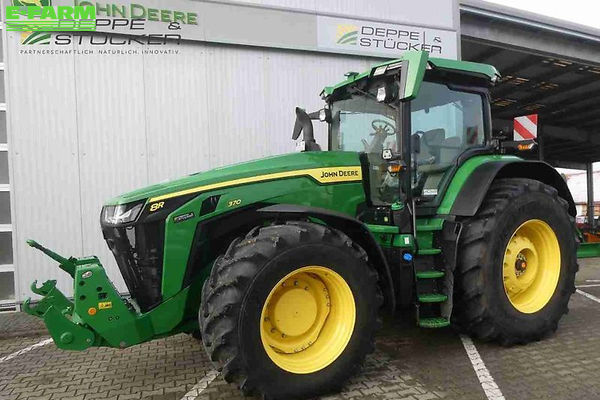 John Deere 8R 370 Tractor €262,000