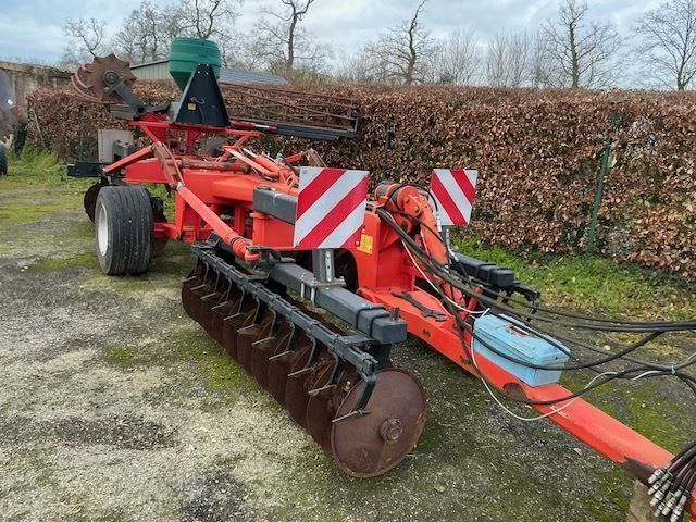 GREGOIRE BESSON cowercrop Disc harrow €14,900