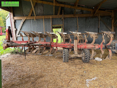 E-FARM: GREGOIRE BESSON rwb9 - Plough - id NMUCSAT - €16,000 - Year of construction: 2004 - France