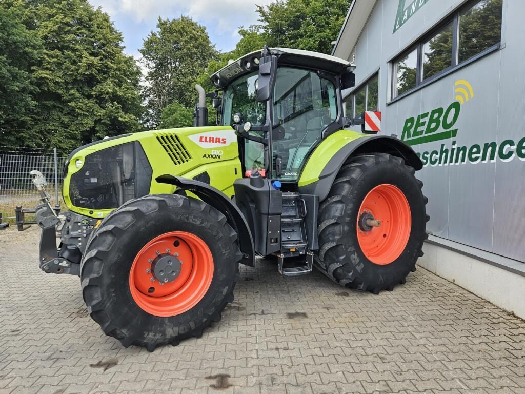 Claas Axion 810 CMATIC Tractor €78,000