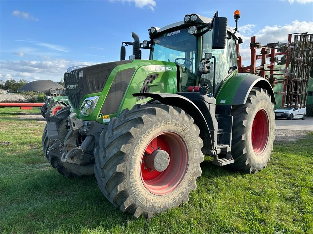 Fendt 826 Vario Profi Plus Tractor €90,000