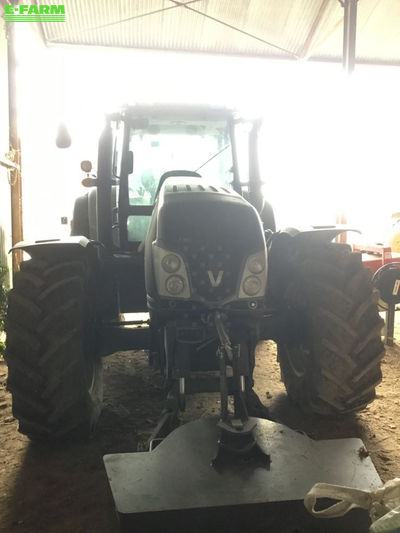 E-FARM: Valtra T 183 - Tractor - id EHZ2L8W - €62,000 - Year of construction: 2014 - Engine hours: 4,300,Engine power (HP): 188,France