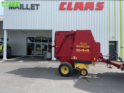E-FARM: New Holland 644 - Baler - id UPKEZ8H - €6,000 - Year of construction: 1997 - Total number of bales produced: 16,500,France