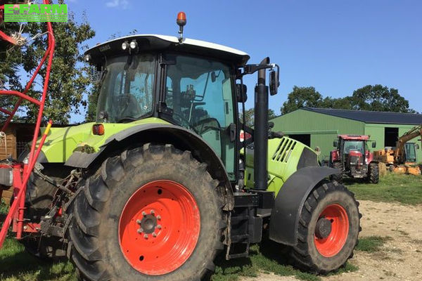 Claas Arion 620 Tractor 53.000 EUR