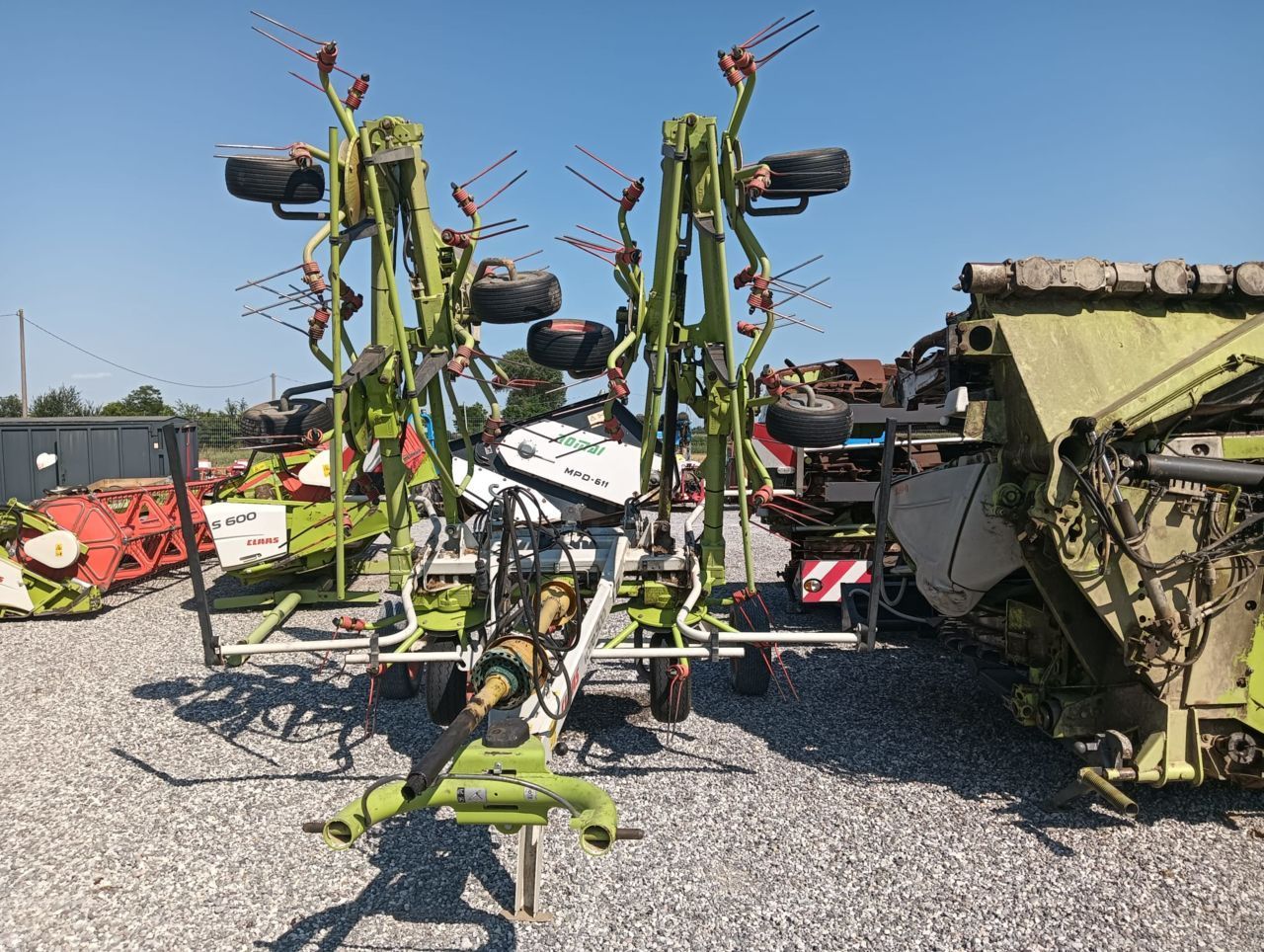 Claas Volto 900 T Tedder €10,500
