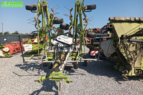 Claas Volto 900 T Tedder €10,500