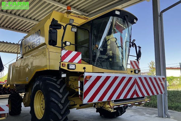 New Holland TX 68 Combine harvester €37,900
