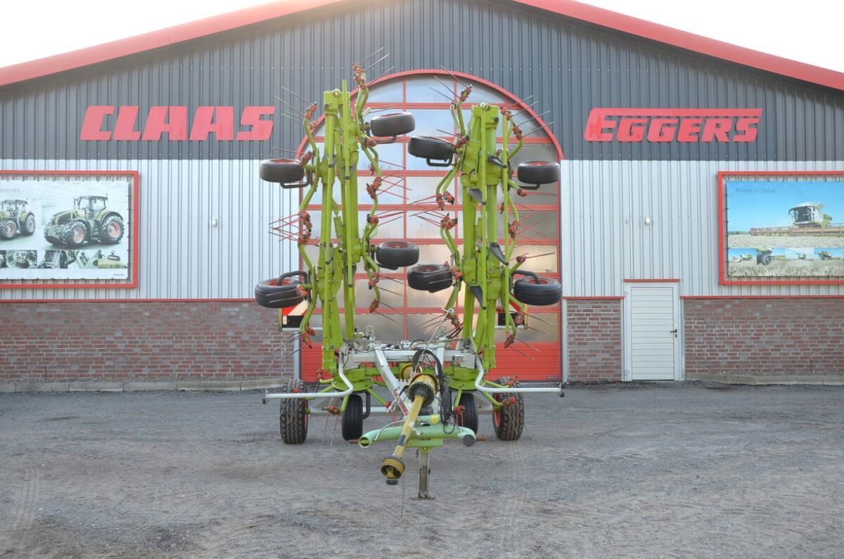 Claas Volto 1100 T Tedder €12,500