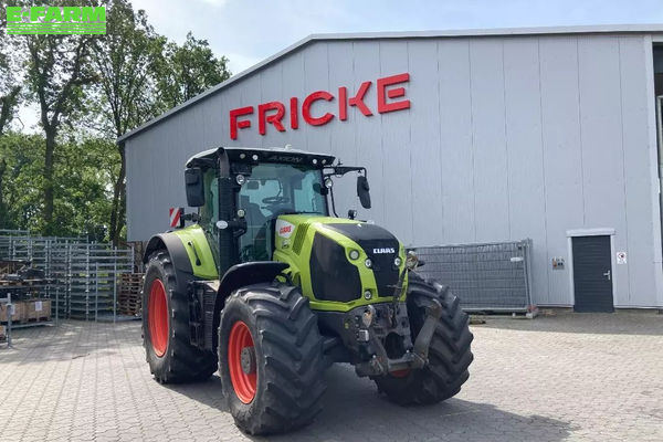 Claas Axion 870 CMATIC Tractor €119,000