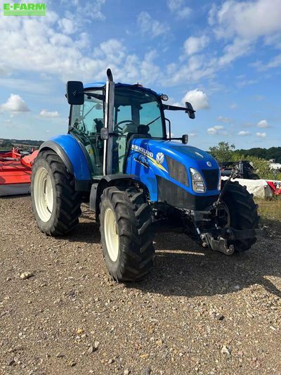 E-FARM: New Holland T5.95 - Τρακτέρ - id CYYBKTC - 40.000 € - Χρονία: 2013 - Ισχύς κινητήρα: 95,Γαλλία
