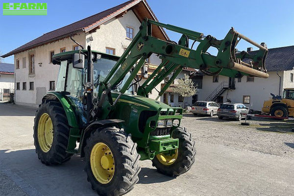 John Deere 5620 Τρακτέρ 37.200 €