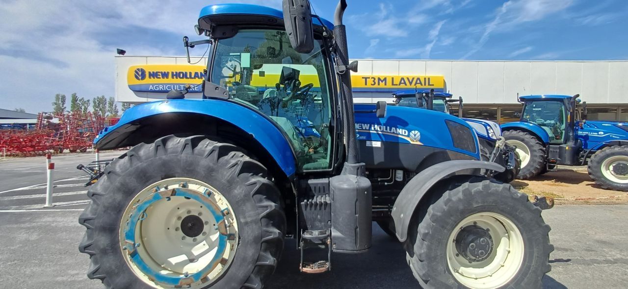New Holland T7.185 Tractor €50,000