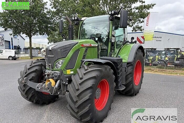 Fendt 724 Vario Profi Plus Tractor €187,000