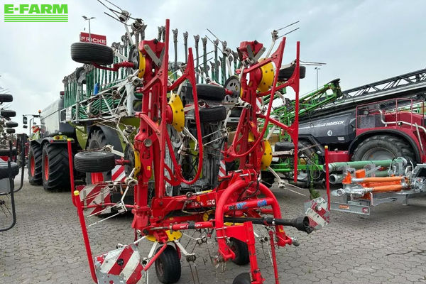 Pöttinger hit 910 h Tedder €6,250