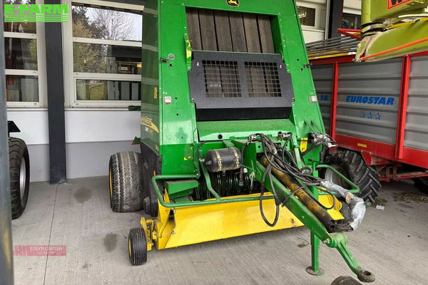 John Deere 592 Πρέσσα 20.796 €