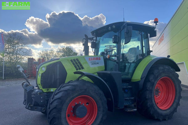 Claas Arion 650 Tractor 74.682 EUR