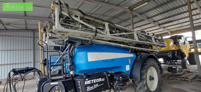 E-FARM: Evrard meteor 42 - Sprayer - id QDZ6TRN - €37,500 - Year of construction: 2017 - France
