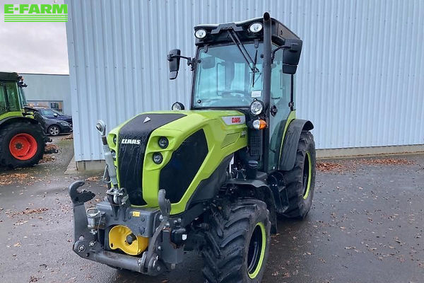 Claas Nexos 240 Tractor €59,000