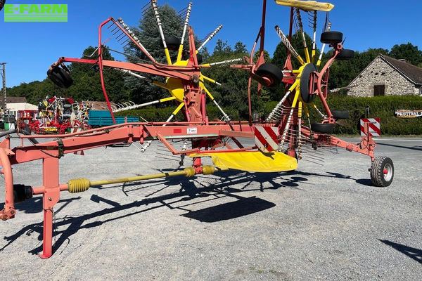 Pöttinger top 801 Tedder €8,500