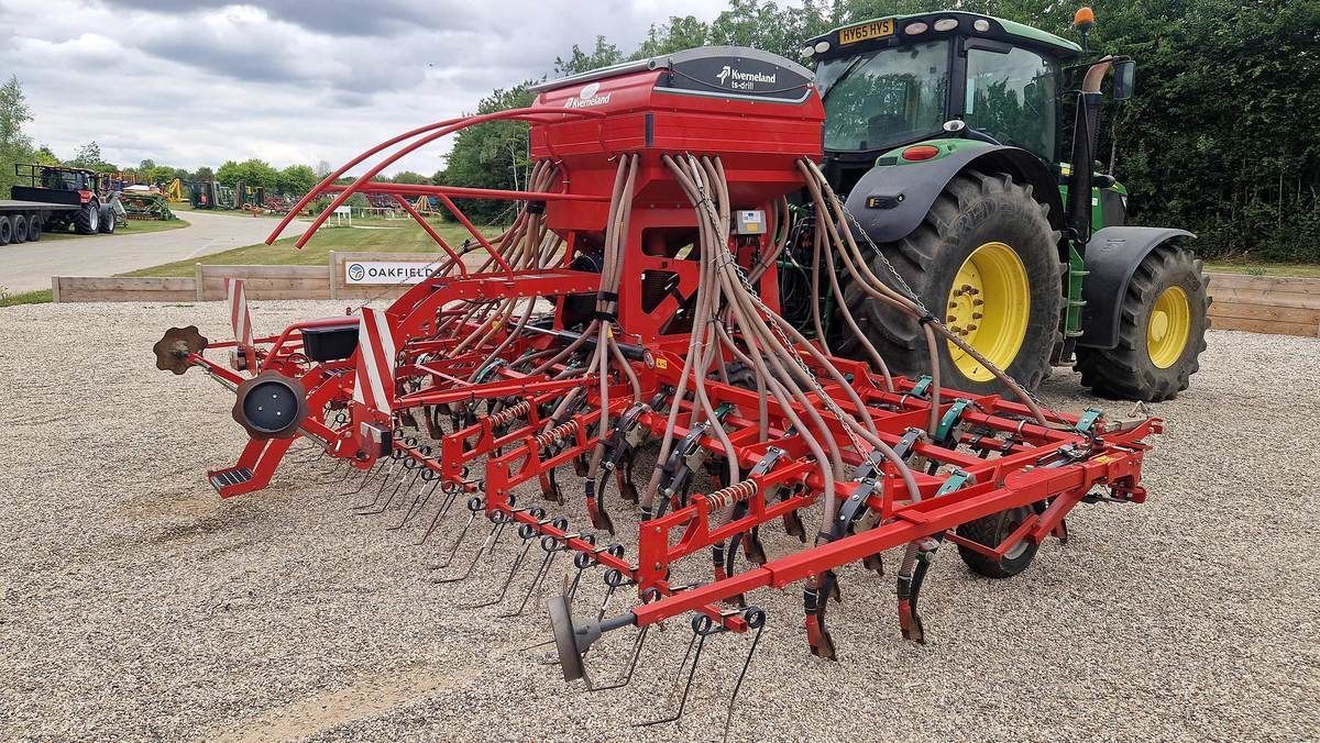 Kverneland ts 6m tyne seeder Drill €25,585