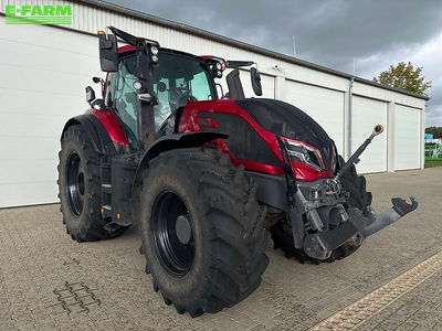 E-FARM: Valtra Q 265 - Tractor - id KDRA4D7 - €138,000 - Year of construction: 2023 - Engine hours: 1,510,Engine power (HP): 261,Germany