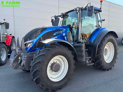 E-FARM: Valtra T 155 - Trattore - id IQ7FGUH - 84.000 € - Anno di costruzione: 2023 - Ore: 2.500,Potenza del motore: 162,Francia
