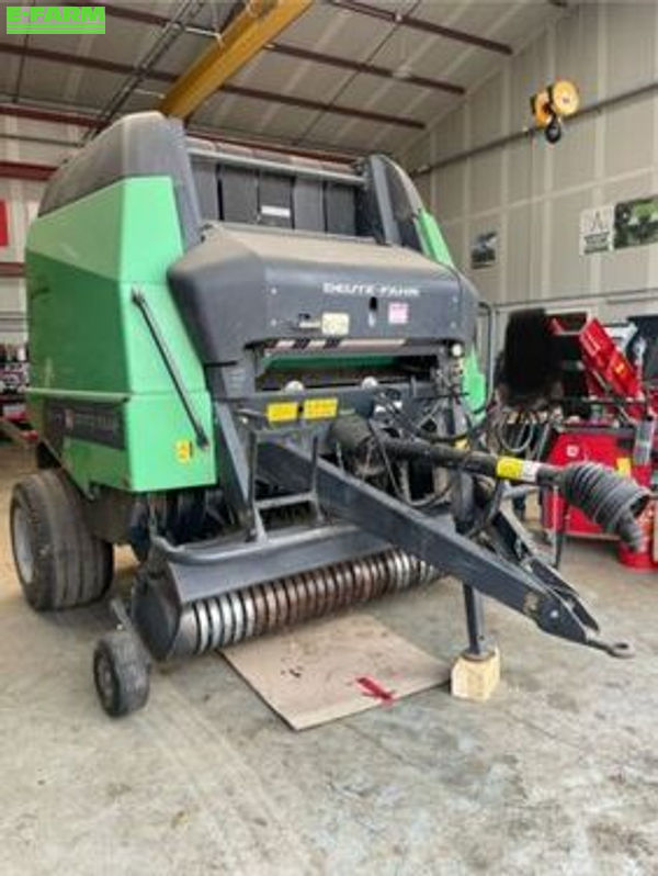 Deutz-Fahr VariMaster 560 Baler