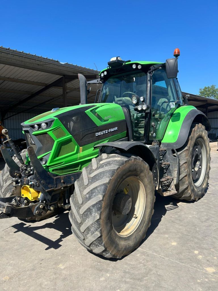 Deutz-Fahr AgroTron 6215 Tractor €59,000