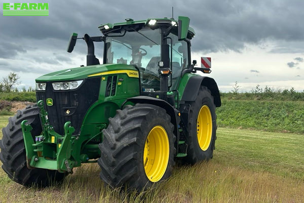 John Deere 7R 330 Tractor €190,000