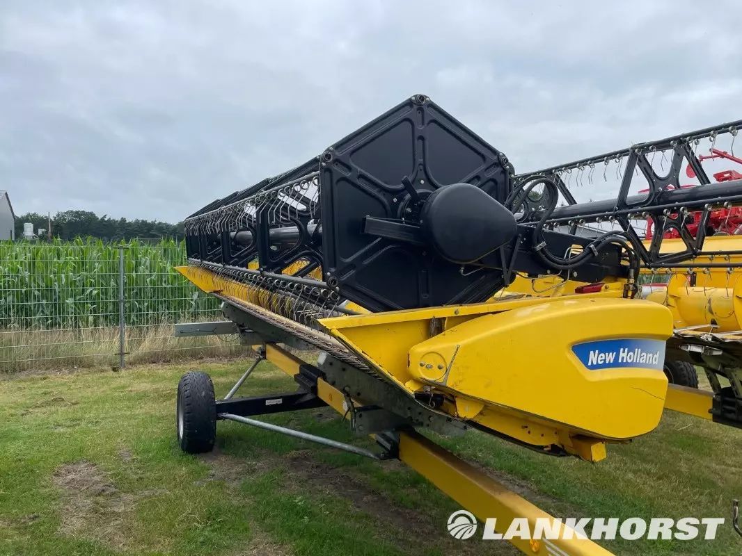 New Holland 6,10m 20x Header €15,500