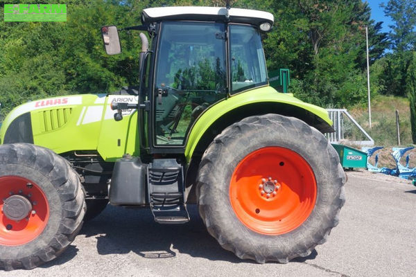 Claas Arion 620 Tractor 37.500 EUR