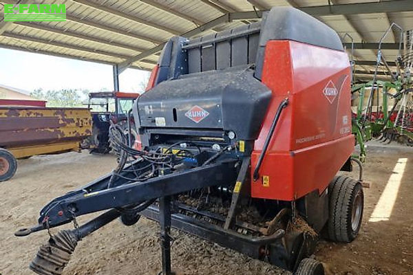 Kuhn VB 2160 Baler €16,000