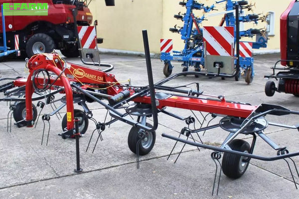 Vicon Fanex 524 Tedder €7,700