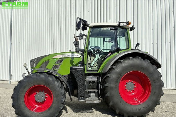 Fendt 724 Vario Profi Plus Tractor €103,000