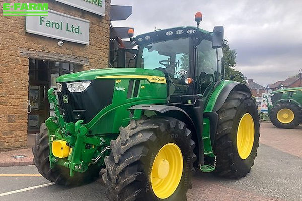 John Deere 6R 215 Tractor €129,711