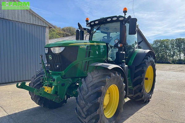 John Deere 6250 R Tractor €113,703
