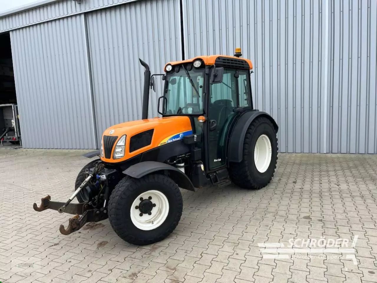 New Holland T 4030 N Tractor €17,885