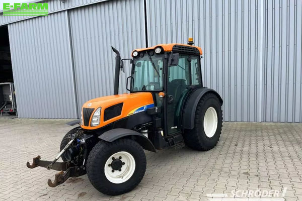 New Holland T 4030 N Tractor €17,885