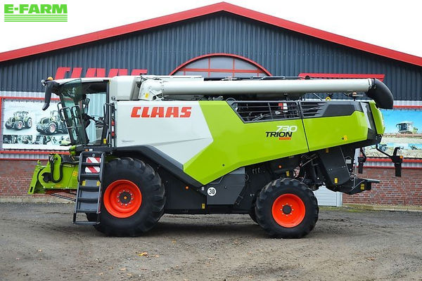 Claas Trion 730 Combine harvester €267,000